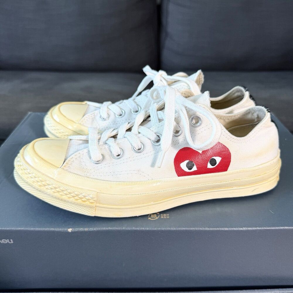 Converse Comme des Garcons CDG Play Low Tops Sneakers Women's Size 6.5